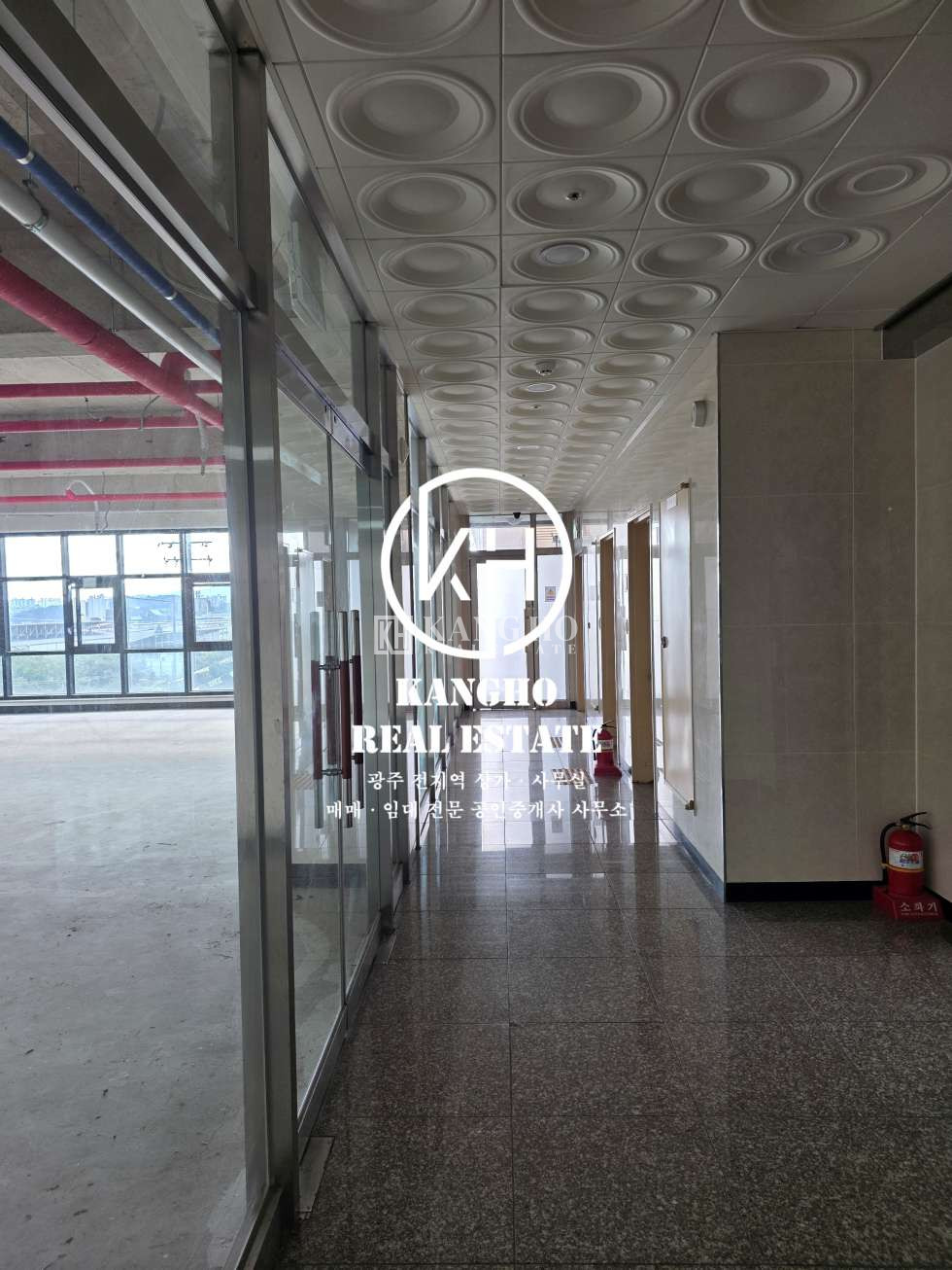 전남광주 북구 연제동 [연제동 상가 임대] 연제현대 부근 대로변 2F 전용41 월세 매물번호 30502 사진 6