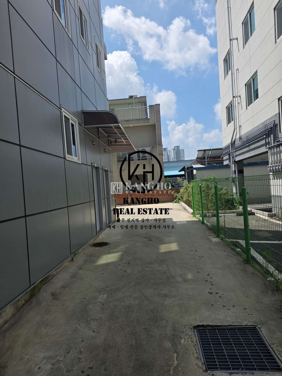 전남광주 북구 용두동 주건축물제1동 [용두동 상가 임대] 무권리공실 2칸 음식점 이외 모든업종가 월세 매물번호 50954 사진 5