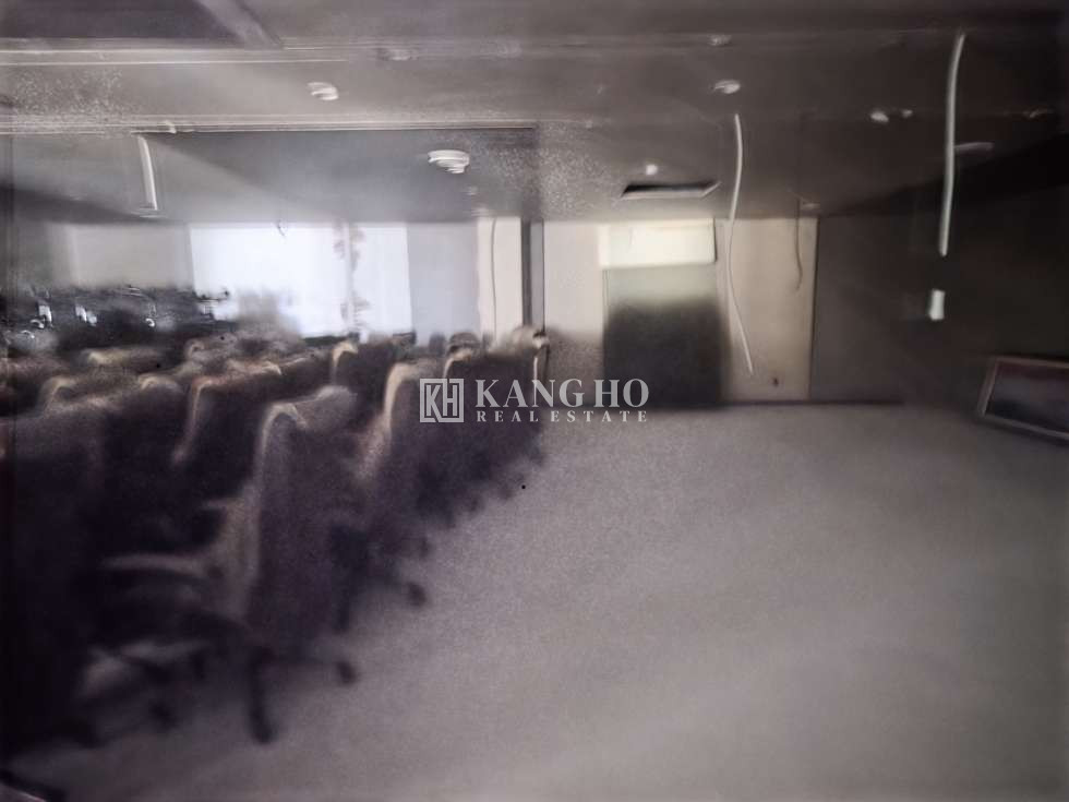 전남광주 북구 연제동 [연제동 상가 임대] 연제현대 부근 대로변 현공실 3F 전용42 월세 매물번호 73484 사진 1