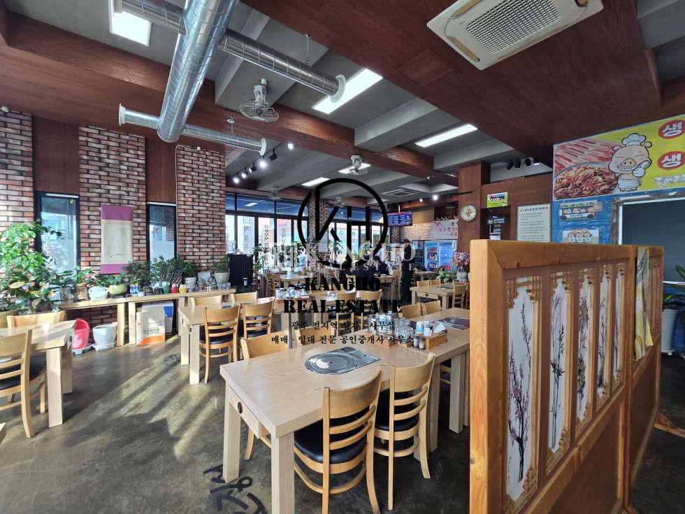 전남광주 북구 용봉동 [용봉동 상가 임대] 전철우먹자 면 좋은 코너 고기 구이 음식점 추천 월세 매물번호 93992 사진 2