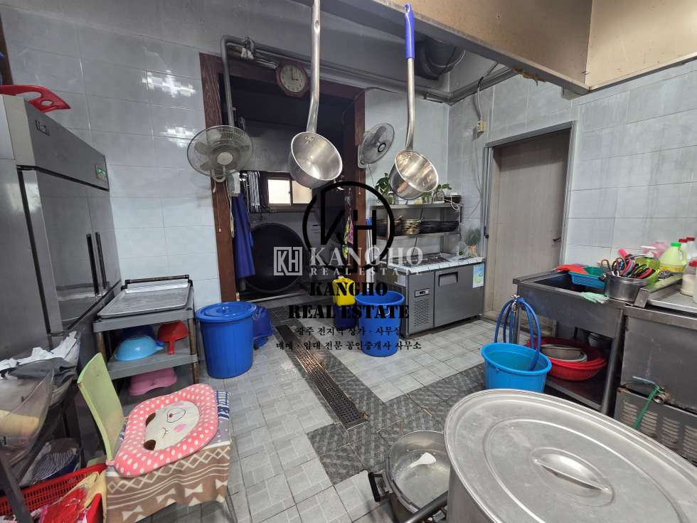 전남광주 북구 용봉동 [용봉동 상가 임대] 전철우먹자 면 좋은 코너 고기 구이 음식점 추천 월세 매물번호 93992 사진 4