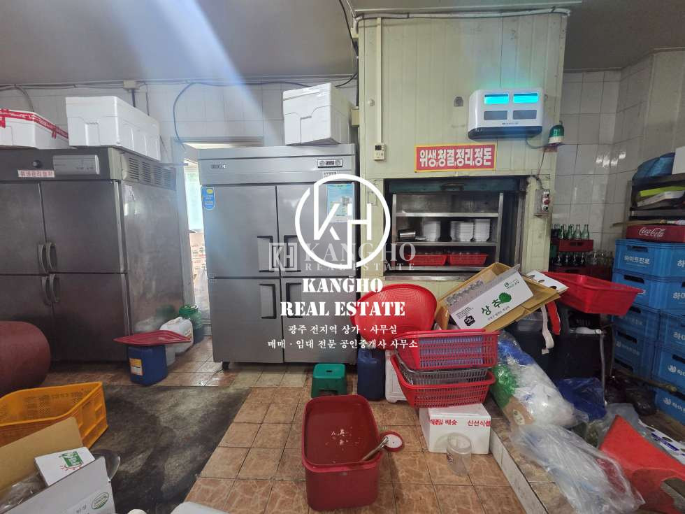 전남광주 북구 양산동 [양산동 상가 임대] 코카콜라사거리 부근 식당 건물 통임대 나대지포함 월세 매물번호 126206 사진 8