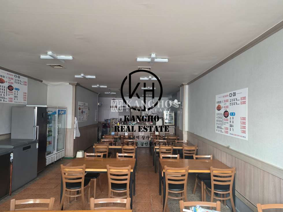 전남광주 북구 우산동 [우산동 상가 임대] 무등산자이 정문 고기 구이 탕 국밥 음식점 추천 월세 매물번호 90237 사진 2
