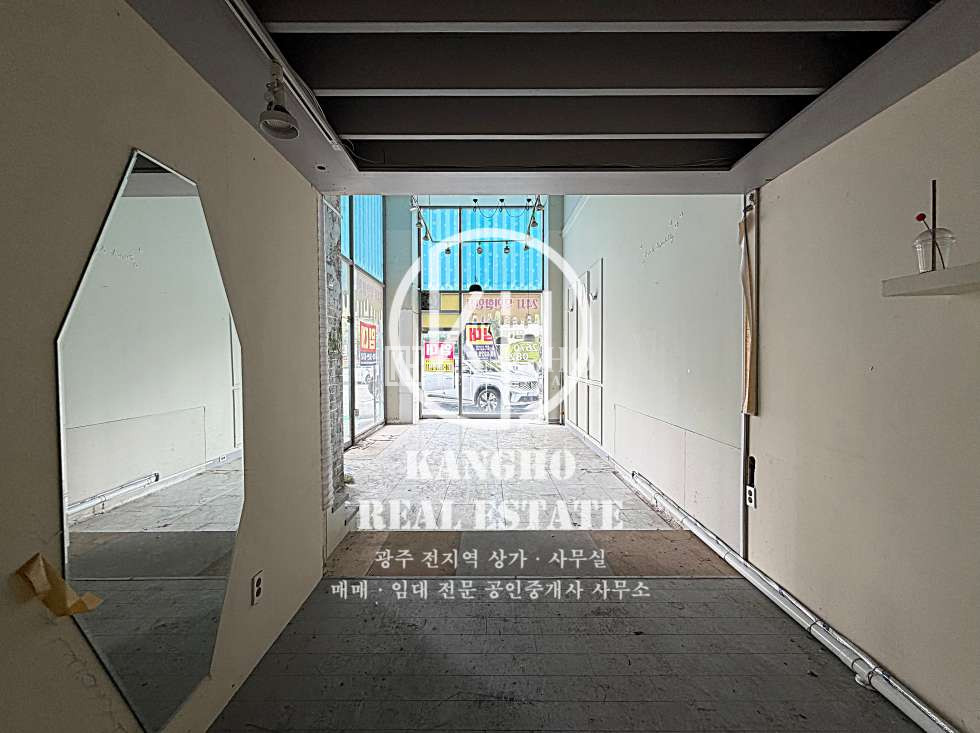 전남광주 광산구 장덕동 [장덕동 상가임대] 무권리 공실, 복층구조, 대단지아파트 인근 대로변, 상가밀집지역, 유동 활발 월세 매물번호 10931 사진 2