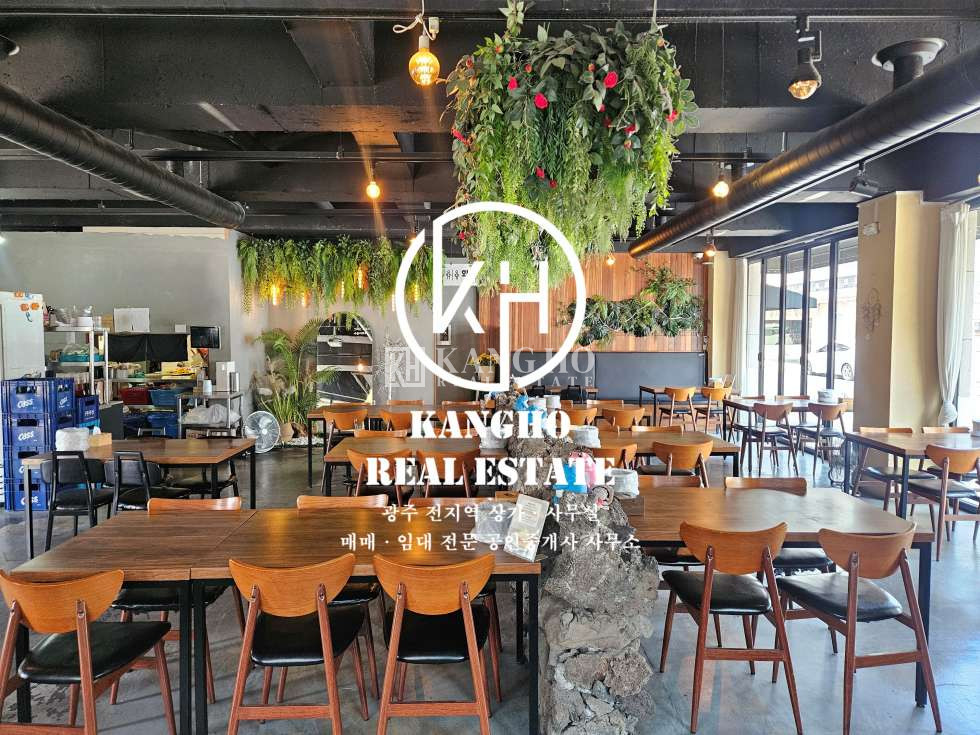 전남광주 광산구 수완동 수완동 지구대 먹자골목 코너에 위치한 식당&주점 임대! 노출도좋은위치! 월세 매물번호 246677 사진 1
