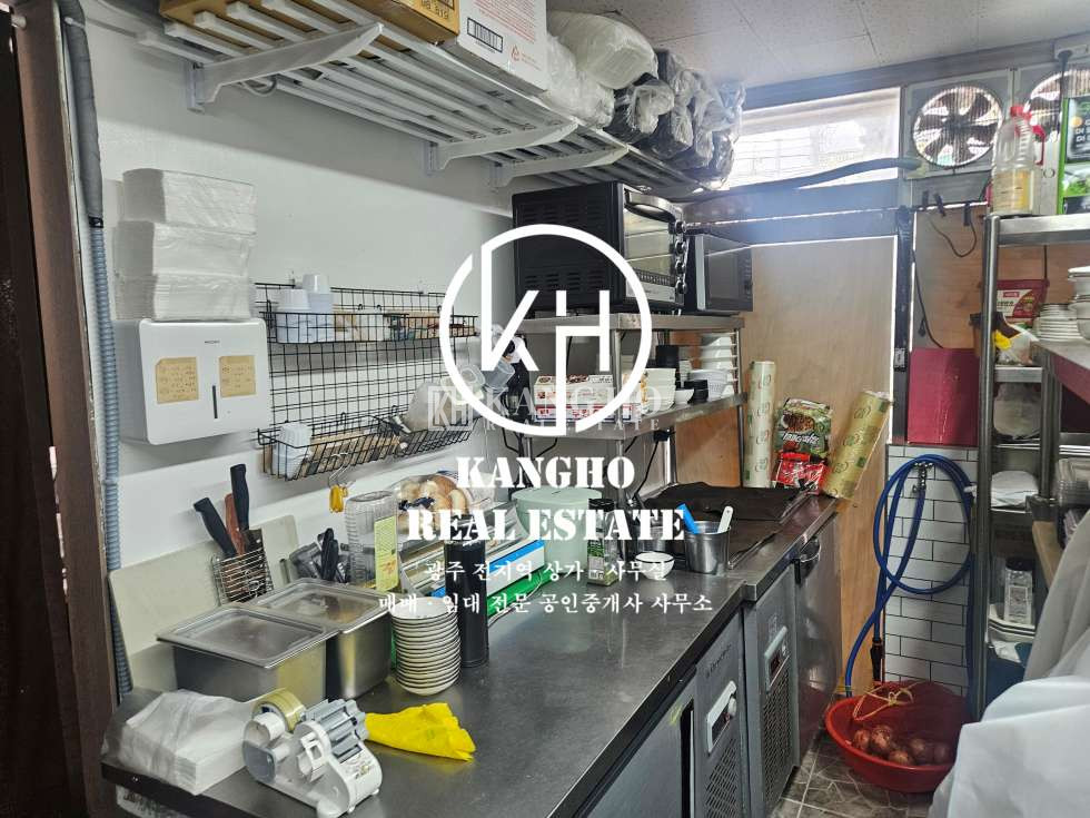 전남광주 서구 화정동 화정동 먹자골목 메인도로 코너위치! 내부시설완벽! 노출도최상! 월세 매물번호 112295 사진 7
