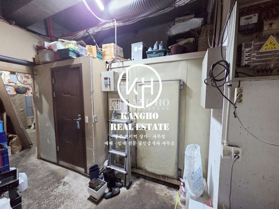 전남광주 광산구 쌍암동 [쌍암동 상가 임대] 음식점양도・식자재마트인근・도로변1층・코너자리・내부깔끔 월세 매물번호 111181 사진 8