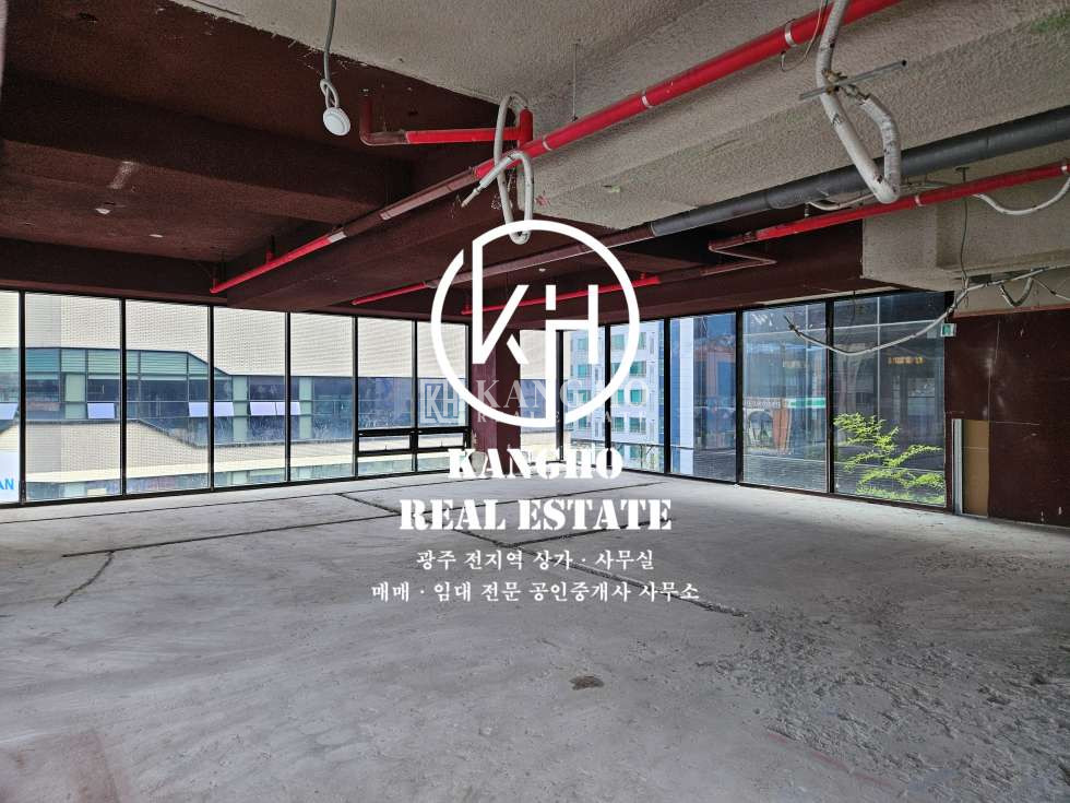 전남광주 광산구 월계동 [첨단 월계동 상가 임대]포플레이에 위치한 코너 공실 상가 임대! 월세 매물번호 67954 사진 1