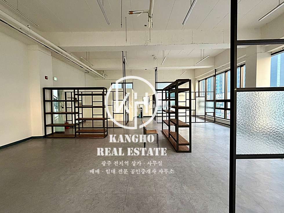 전남광주 남구 임암동 KangHo l 내부사진有, 현공실, 천장・바닥 완비, 사무실 추천, 모든업종가능 월세 매물번호 68286 사진 1