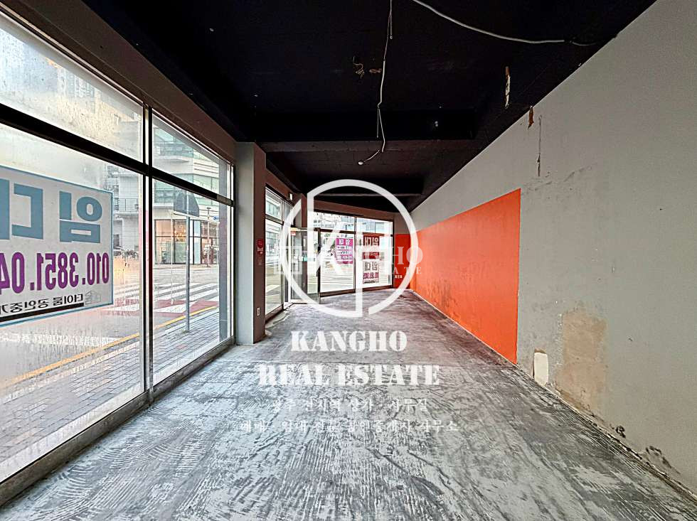 전남광주 남구 임암동 KangHo l 내부사진有, 현공실, 코너자리, 배달업 추천, 주차편리 월세 매물번호 68322 사진 1