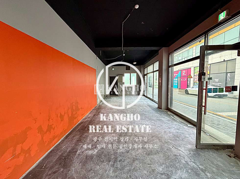 전남광주 남구 임암동 KangHo l 내부사진有, 현공실, 코너자리, 배달업 추천, 주차편리 월세 매물번호 68322 사진 2