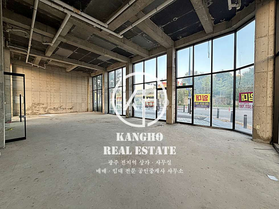 전남광주 남구 임암동 주건축물제1동 KangHo l 내부사진有, 효천1지구 , 현공실, 층고높음, 주차편리, 전면 넓음 월세 매물번호 68323 사진 2