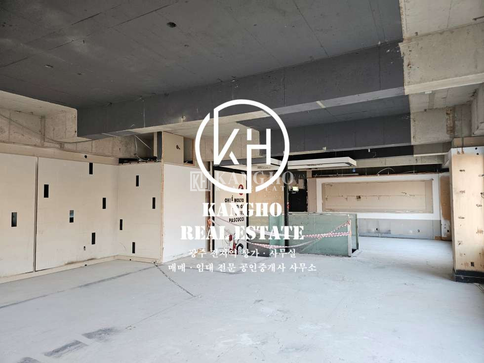 전남광주 광산구 수완동 [수완동 수완지구 상가 임대]공실상가｜사거리코너 노출도좋음 내부철거완료! 월세 매물번호 30530 사진 3