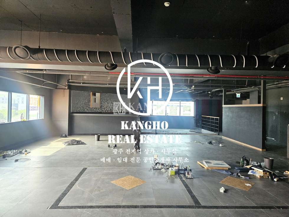 전남광주 광산구 월계동 주1동 [첨단 월계동 상가 임대]공실상가｜다용도 모든업종가｜엠파이어라인 코너 노출도좋음 월세 매물번호 30033 사진 4