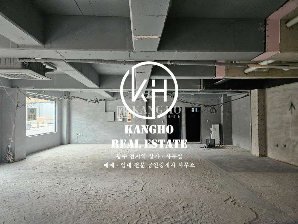 전남광주 광산구 수완동 [수완동 수완지구 상가 임대]공실상가｜식당 고기 호프 각종요식업｜1층단독사용 전면넓음 월세 매물번호 10029 사진 3
