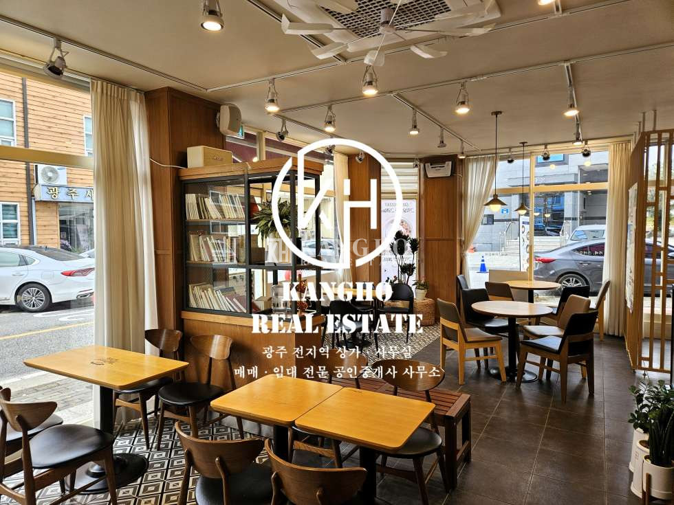 전남광주 광산구 수완동 수완동 지구대 건너편 먹자골목 라인 코너에 위치한 내부 컨디션 상태 최상 상가임대! 월세 매물번호 78202 사진 3