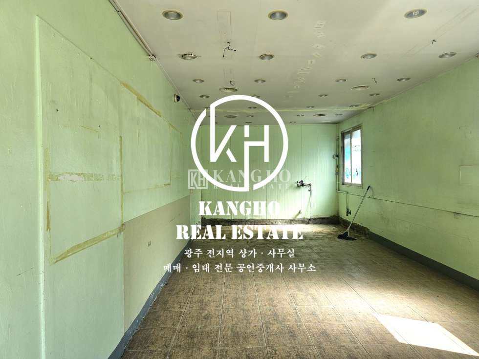 전남광주 광산구 신가동 [신가동 상가 임대]진아리채 건너편 도로변에 위치한 무권리공실 상가임대! 월세 매물번호 64756 사진 2