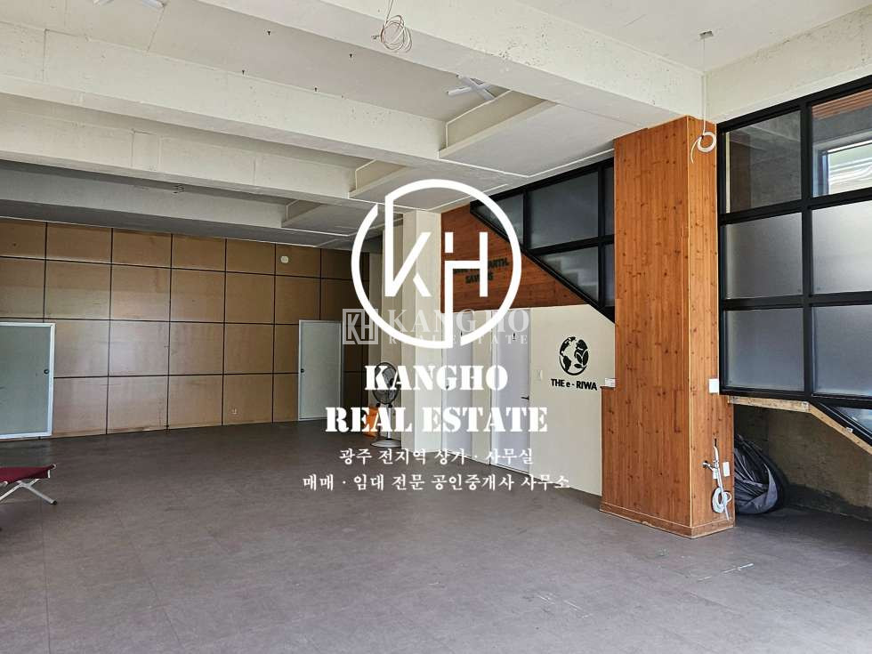 전남광주 서구 화정동 화정동 서부시장 부근 내외부 깔끔한 공실 상가임대! 월세 매물번호 117351 사진 4