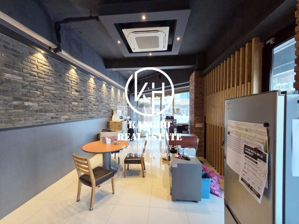전남광주 광산구 월곡동 [월곡동 상가 임대] 사무실・판매점・대단지아파트・도로변1층상가・코너자리 월세 매물번호 84072 사진 1