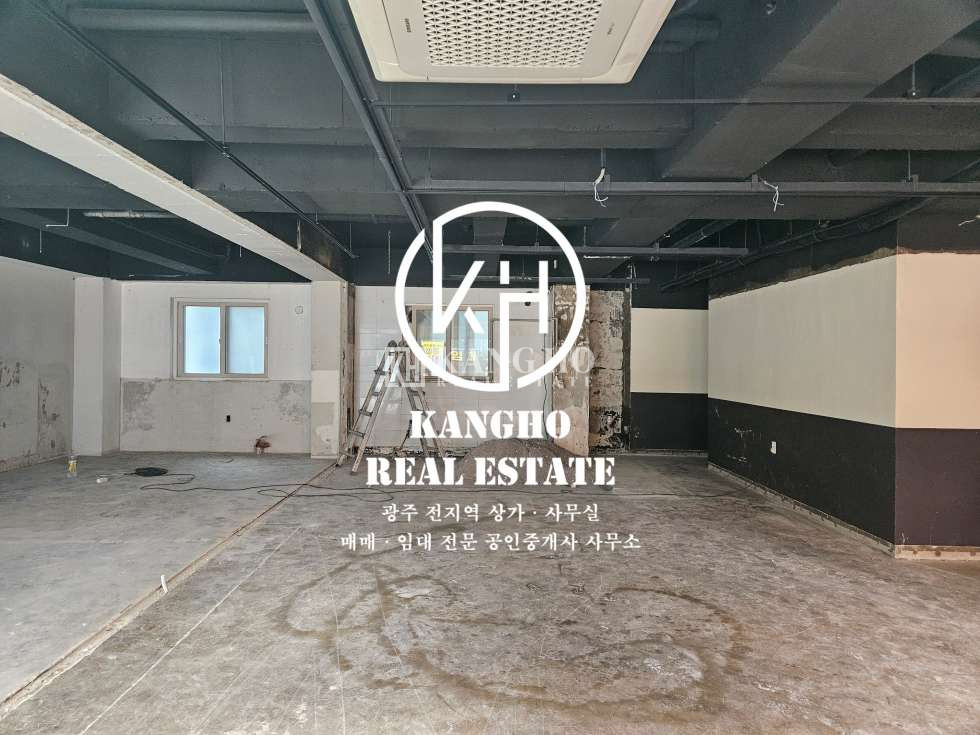 전남광주 광산구 수완동 [수완동 수완지구 상가 임대]먹자골목내 공실상가임대! 철거완료! 접근성 좋은위치 월세 매물번호 10412 사진 1