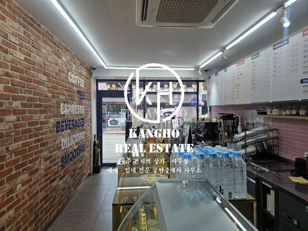 전남광주 북구 신안동 신안동 진식당 건너편에 위치한 내부 깔끔한 커피숍임대! 타업종가능! 월세 매물번호 235416 사진 3