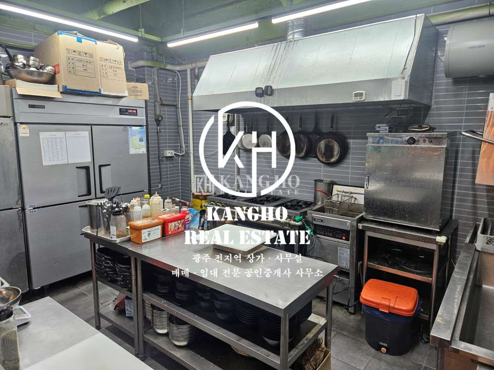 전남광주 서구 치평동 치평동 메가박스 별관 내부인테리어 및 시설완비된 무권리 식당&주점 상가임대! 월세 매물번호 95942 사진 4
