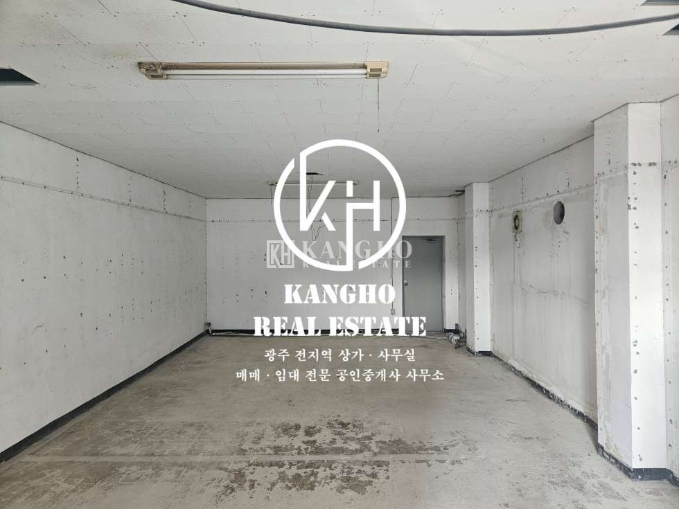 전남광주 광산구 월계동 첨단 월계동 엠파이어 건너편에 위치한 무권리 공실 상가임대! 월세 매물번호 78284 사진 1