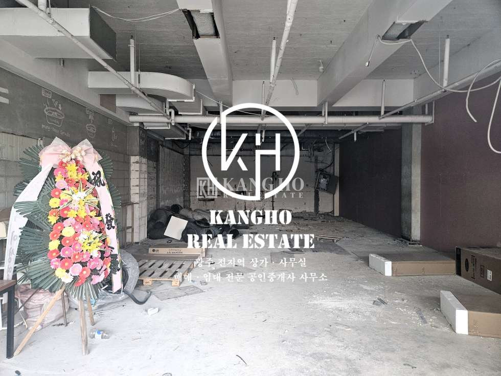 전남광주 서구 치평동 [치평동 상무지구 상가 임대]공실상가｜대로변위치 전면넓음 노출도좋음 오피스밀집 월세 매물번호 36547 사진 3