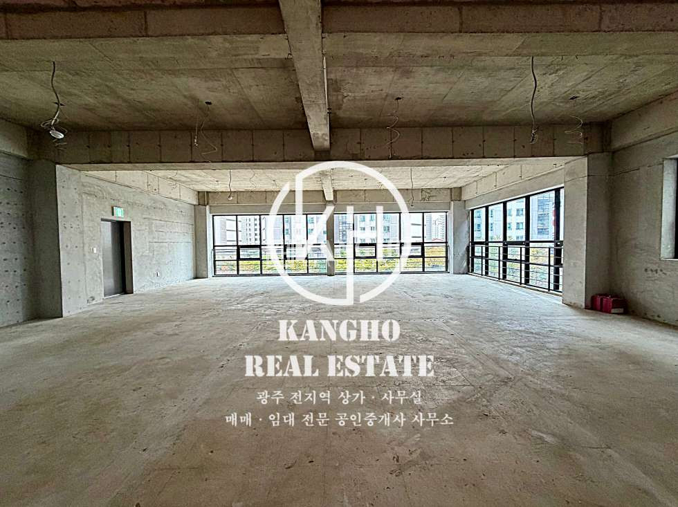 전남광주 광산구 장덕동 KangHo l 내부사진有, 현공실, 내부철거, 유동활발, 필라테스・요가추천 월세 매물번호 73452 사진 1