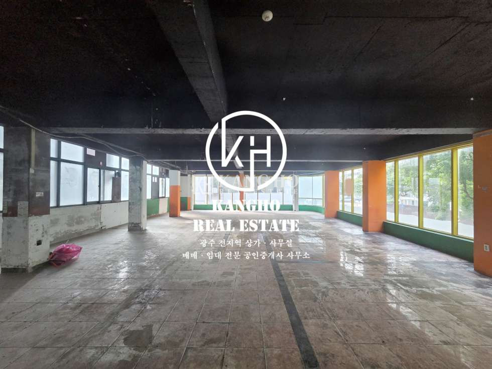 전남광주 광산구 우산동 [우산동 상가 임대] 필라테스・체육시설・콜럼버스・대단지아파트・무권리・유동多 월세 매물번호 71717 사진 1