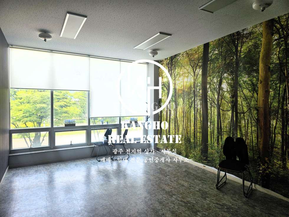 전남광주 광산구 쌍암동 [첨단 쌍암동 상가 임대]공실상가・대형사무실・다용도상가・대로변위치・내부시설깔끔 월세 매물번호 23008 사진 4