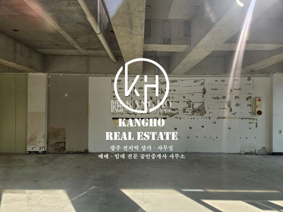 전남광주 광산구 신가동 [신가동 상가 임대]공실상가 코너위치 센트럴병원건너편 모든업종가! 월세 매물번호 17751 사진 3