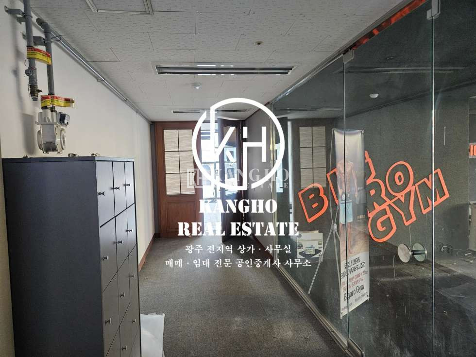 전남광주 서구 치평동 테라스가든동 치평동 메이루즈상가 사거리 코너 노출도최상 위치의 무권리 상가임대! 월세 매물번호 81230 사진 2