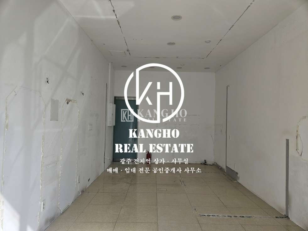 전남광주 광산구 수완동 수완동 애플타워 대로변에 위치한 공실상가임대! 내부 깔끔하게 철거완료! 즉시 인테리어가능! 월세 매물번호 57755 사진 2