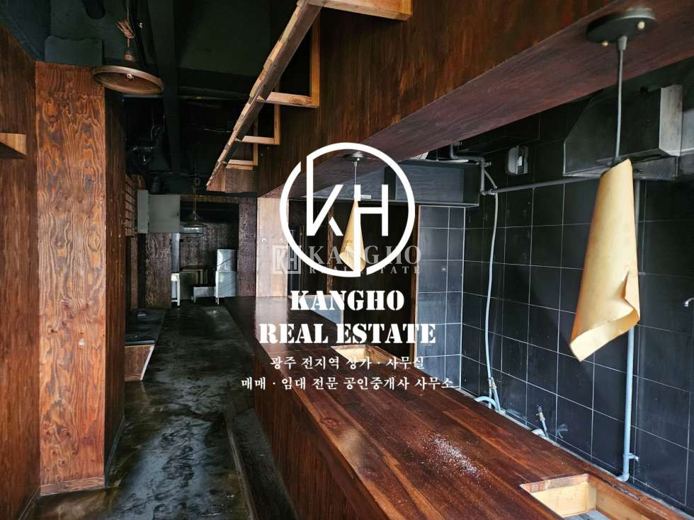 전남광주 광산구 수완동 수완동 수완지구 먹자골목 대로변에 위치한 공실 상가임대! 월세 매물번호 126119 사진 1
