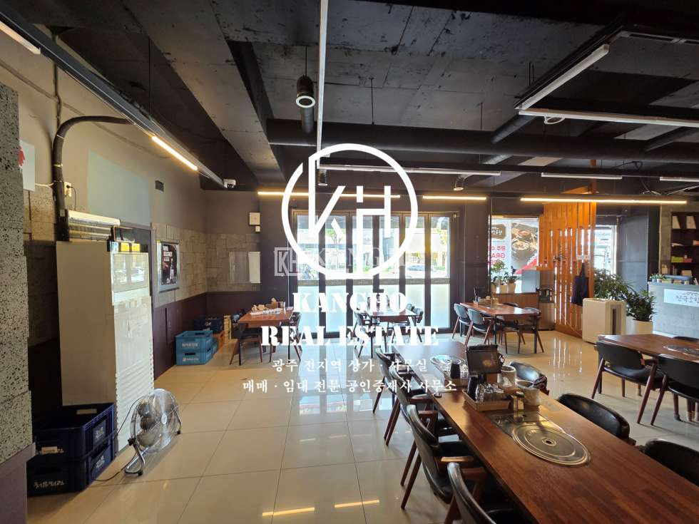 전남광주 광산구 수완동 수완동 지구대 대로변에 위치한 내부시설 완벽한 식당 상가임대! 월세 매물번호 10742 사진 4