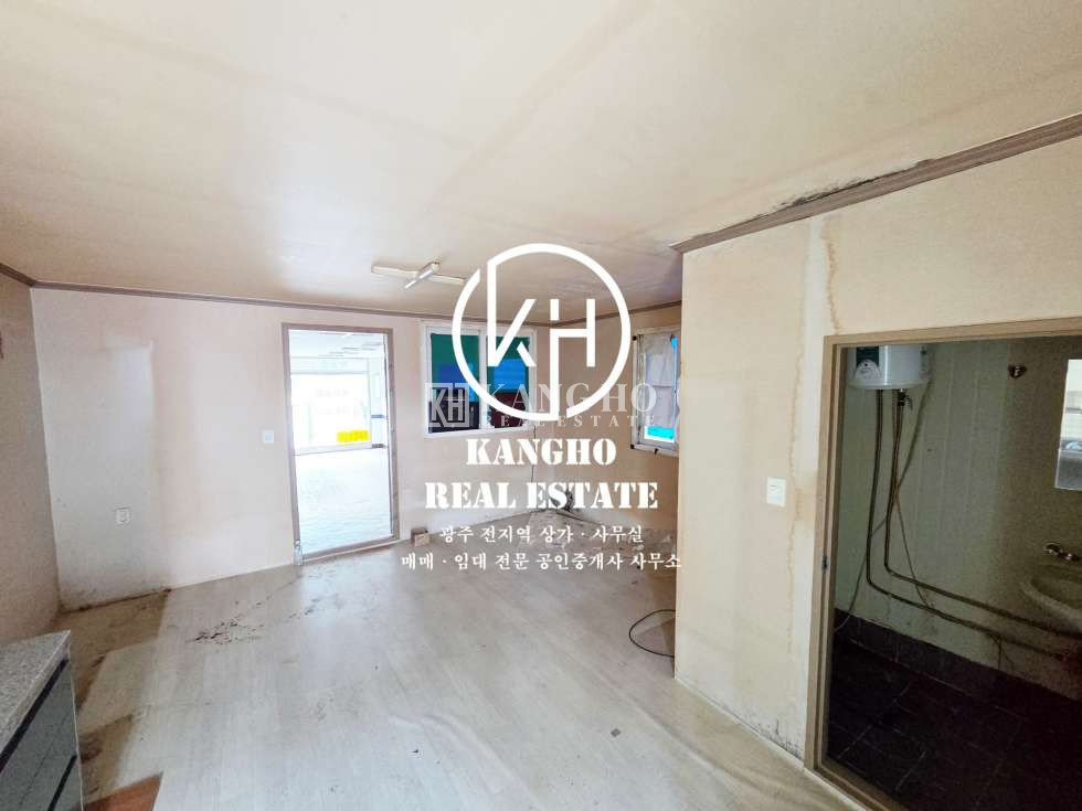 전남광주 광산구 도산동 [도산동 상가 임대] 판매점・의류매장・먹자인근・대로변1층상가・무권리공실 월세 매물번호 55211 사진 4