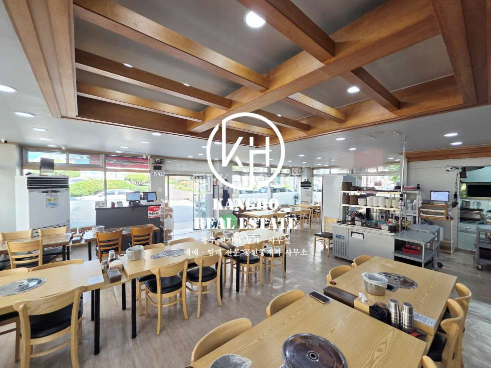 전남광주 광산구 우산동 [우산동 상가 임대] 음식점양도・매일시장・대단지아파트・내부깔끔・유동多 월세 매물번호 109437 사진 1