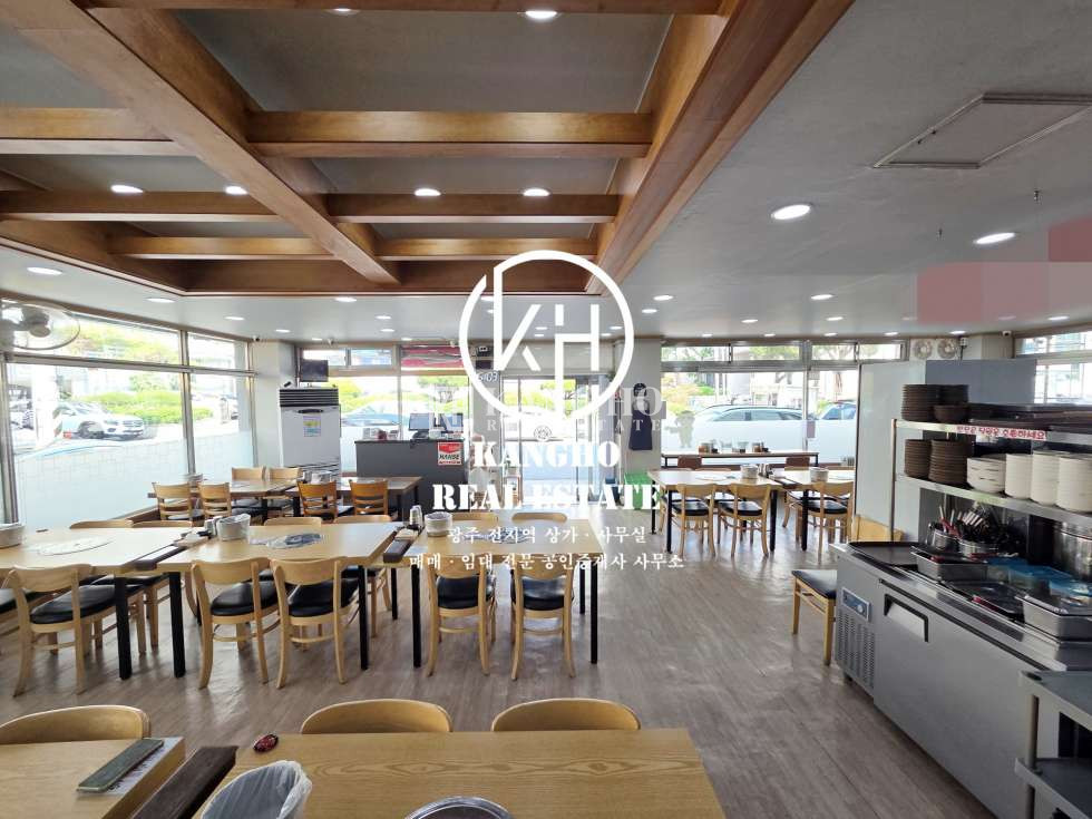 전남광주 광산구 우산동 [우산동 상가 임대] 음식점양도・매일시장・대단지아파트・내부깔끔・유동多 월세 매물번호 109437 사진 2
