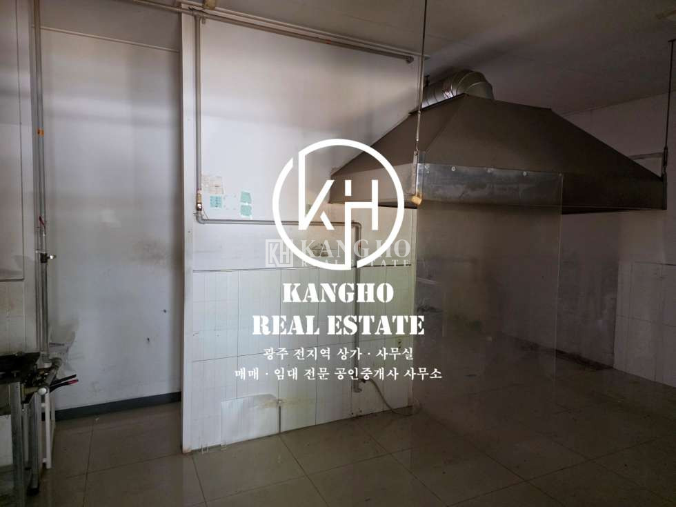 전남광주 광산구 수완동 수완동 수완지구카페거리내 중심에 위치한 상가임대! 카페 디저트 미용업등 모든업종가 월세 매물번호 133074 사진 3