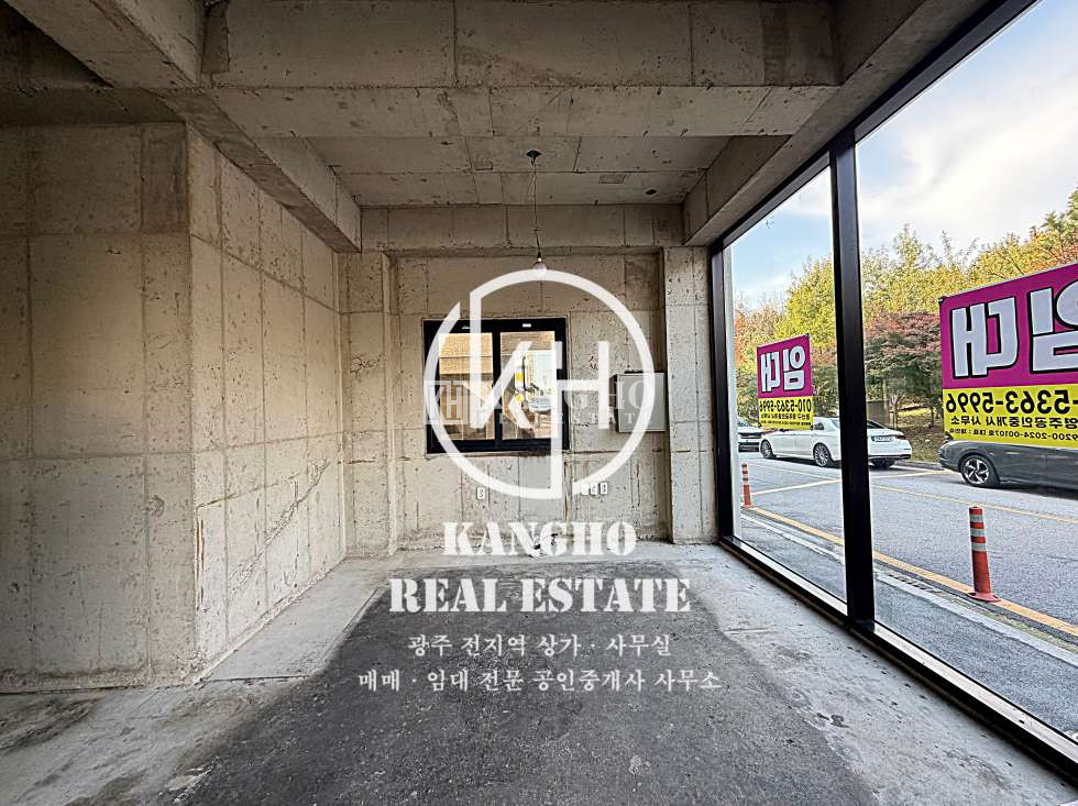 전남광주 광산구 하남동 KangHo l 내부사진有, 현공실, 임대료저렴, 주차편리, 모든업종가능 월세 매물번호 76386 사진 1