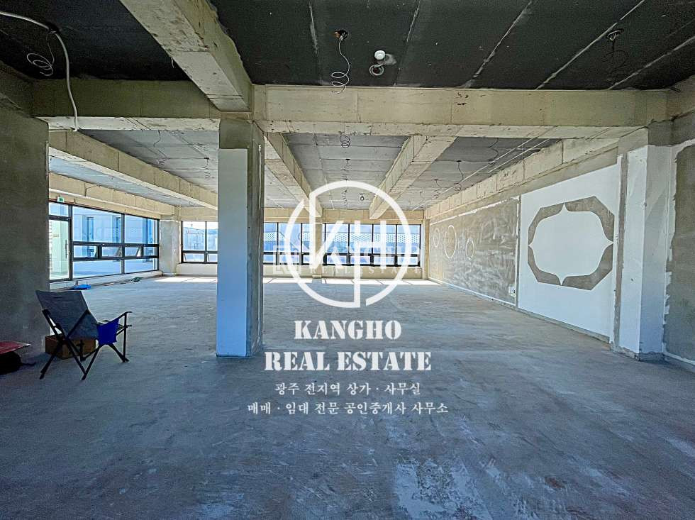 전남광주 광산구 하남동 KangHo l 내부사진有, 현공실, 내부철거, 테라스, 모든업종가능 월세 매물번호 42073 사진 3