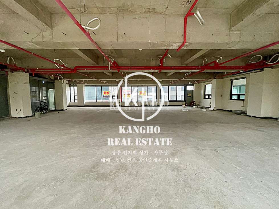 전남광주 광산구 하남동 KangHo l 내부사진有, 홈플러스 맞은편, 내부철거, 광고효과 최상 월세 매물번호 35011 사진 1