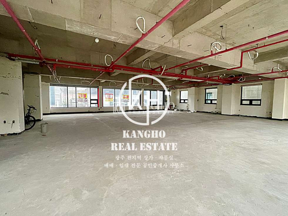 전남광주 광산구 하남동 KangHo l 내부사진有, 홈플러스 맞은편, 내부철거, 광고효과 최상 월세 매물번호 35011 사진 2
