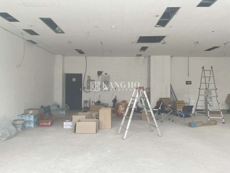전남광주 북구 양산동 [양산동 상가 임대] 우체국 사거리 부근 도로변 현공실 월세 매물번호 30488 사진 1