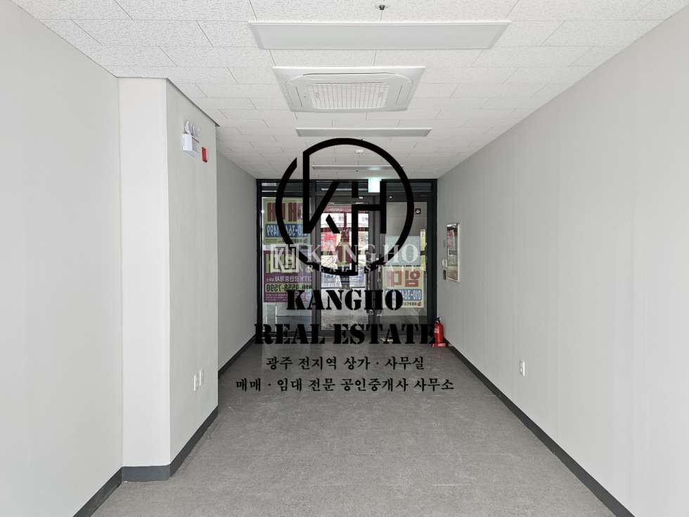 전남광주 북구 운암동 근린생활시설동 [운암동 상가 임대]공실상가｜다용도・모든업종가｜모아엘가상가・대로변위치 월세 매물번호 15388 사진 2