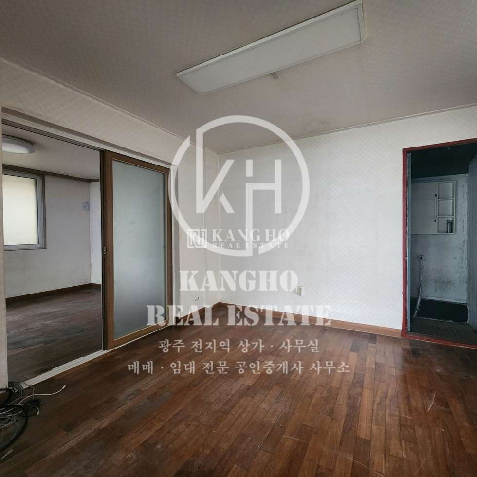 전남광주 서구 화정동 [화정동 상가임대] KangHO 무권리 공실, 주방설비갖춤, 구청연계사업추천 월세 매물번호 69033 사진 2