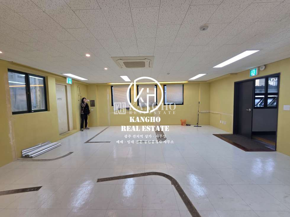 전남광주 북구 용봉동 [용봉동 상가 임대] 전철우 먹자골목 부근 3F 전용20 월세 매물번호 76390 사진 3
