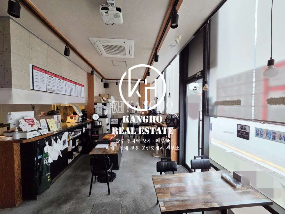 전남광주 광산구 운남동 [운남동 상가 임대] 요식업・배달업・대단지아파트인근・도로변1층・내부깔금 월세 매물번호 86190 사진 2