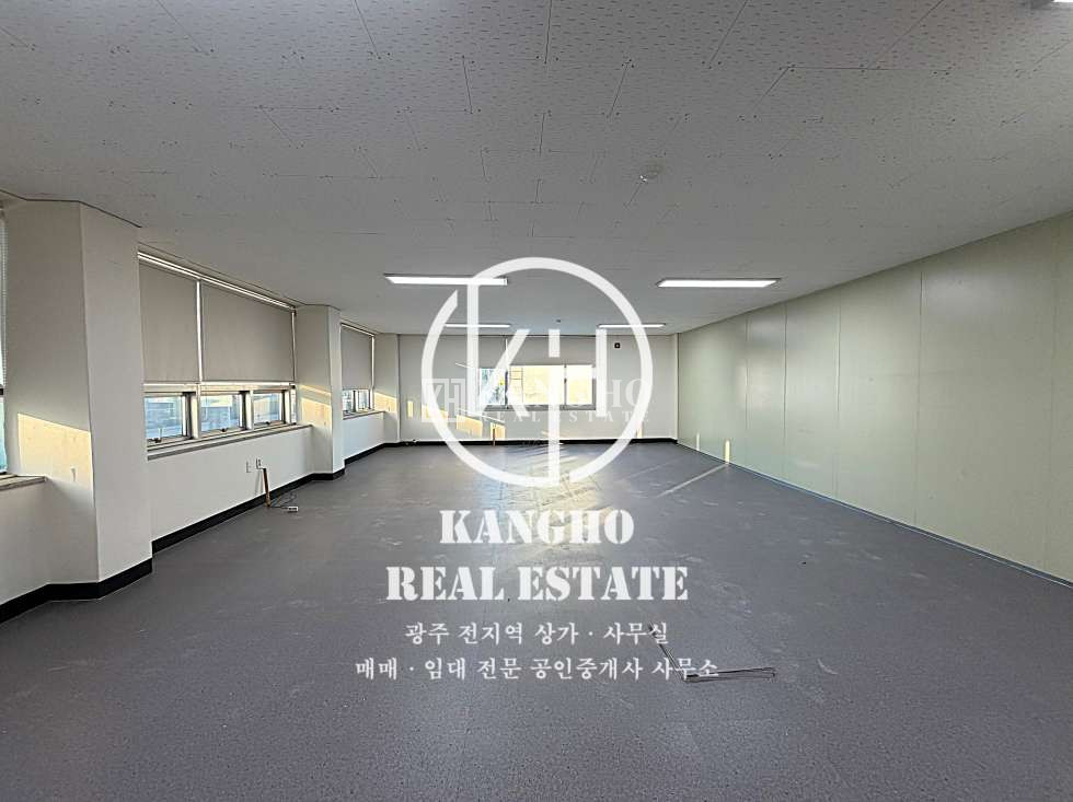 전남광주 광산구 신창동 KangHo l 내부사진有, 다이소 인근, 현공실, 즉시입주가, 모든업종가능 월세 매물번호 93501 사진 2